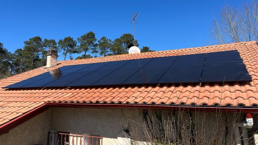 Installation panneaux solaires Saint-Yaguen