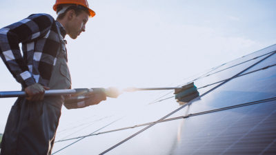 Nettoyer ses panneaux solaires